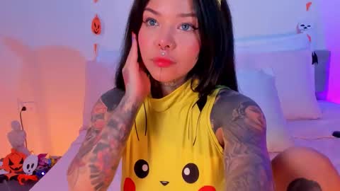 NINAINK online show from October 25, 2025, 12:02 pm