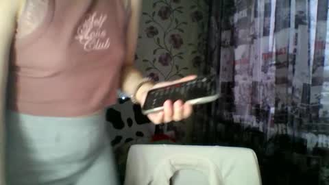 nika_smily online show from December 3, 2025, 10:02 am