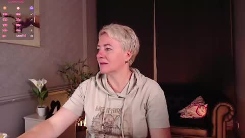 Snapshot of nika_smit chatting on August 9, 2026, 5:23 am Nika online show from August 9, 2026, 5:23 am
