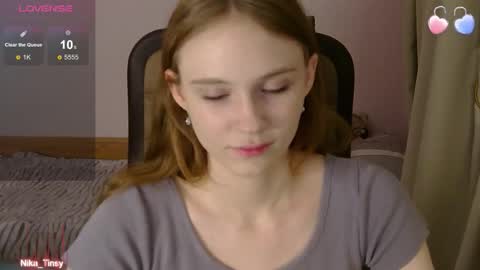 Nika  online show from November 7, 2025, 5:35 pm