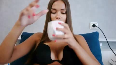 Snapshot of nika_verona1 chatting on July 20, 2026, 5:33 am Nika online show from July 20, 2026, 5:33 am