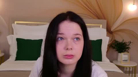 Nika online show from June 22, 2026, 2:13 am