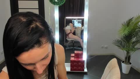 Nika online show from December 13, 2024, 8:04 pm