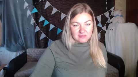 Nika online show from October 6, 2025, 4:43 am