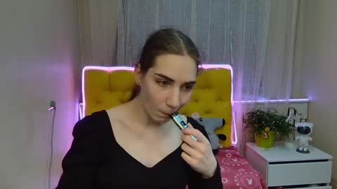 nikastarkk online show from January 27, 2025, 7:24 pm