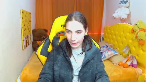 nikastarkk online show from February 11, 2025, 1:31 am