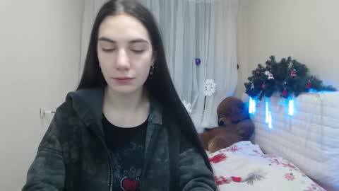 nikastarkk online show from January 13, 2026, 7:41 pm