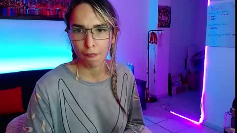  Natalia online show from September 24, 2025, 5:49 pm