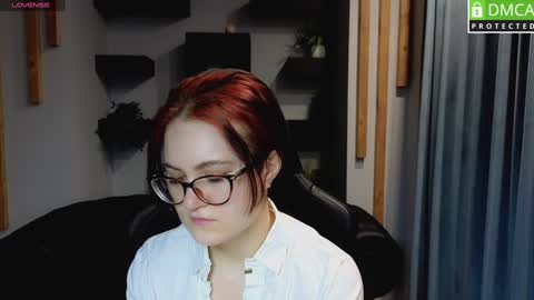 Snapshot of niki_cutes chatting on January 27, 2025, 1:05 am niki_cutes online show from January 27, 2025, 1:05 am