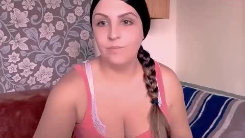 Snapshot of niki_leex chatting on December 4, 2024, 9:40 am niki_leex online show from December 4, 2024, 9:40 am