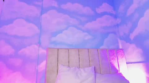 Snapshot of nikibrice chatting on April 21, 2026, 2:04 am online show from April 21, 2026, 2:04 am