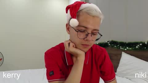 nikikerry_cum_ online show from December 14, 2025, 2:33 pm