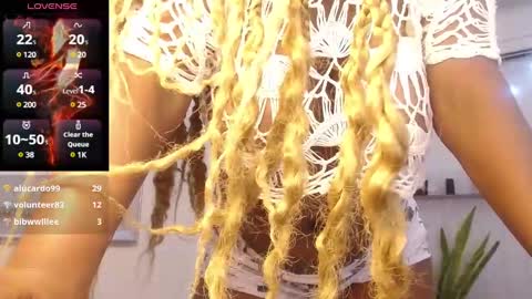 nikitakisskm online show from February 18, 2025, 6:15 pm