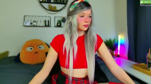 Kitty Chatte online show from December 11, 2024, 8:39 pm