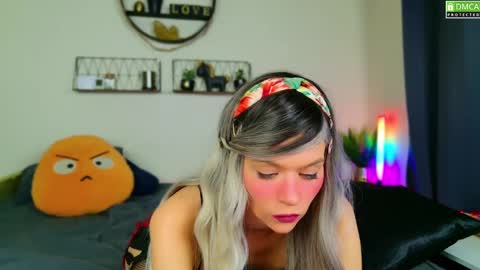 Kitty Chatte online show from December 15, 2024, 8:36 pm