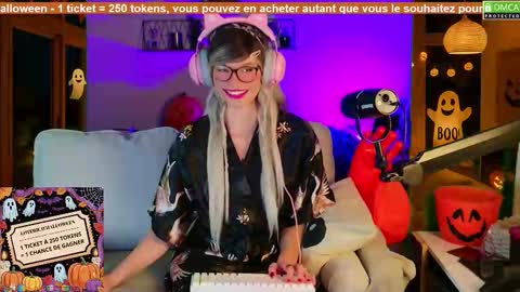 Kitty Chatte online show from October 20, 2025, 8:09 pm