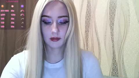 Snapshot of nikki_roseanna chatting on November 21, 2025, 3:44 pm Nikki Roseanna online show from November 21, 2025, 3:44 pm