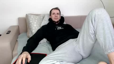 Nick online show from November 30, 2025, 8:29 am