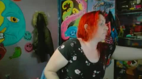Snapshot of nikkietwotimes420 chatting on May 8, 2026, 2:22 pm Nikkie online show from May 8, 2026, 2:22 pm
