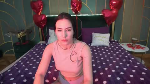 Nikki online show from March 2, 2025, 4:53 pm