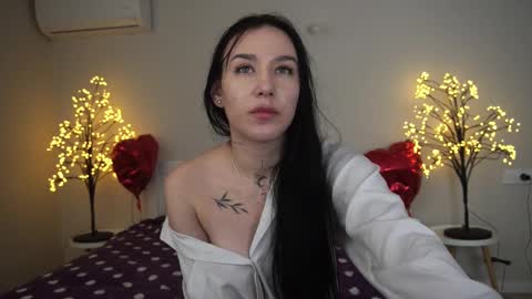 Nikki online show from March 4, 2025, 5:45 pm