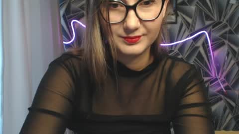 Snapshot of nikkikiss___ chatting on June 4, 2026, 2:06 am nikkikiss___ online show from June 4, 2026, 2:06 am