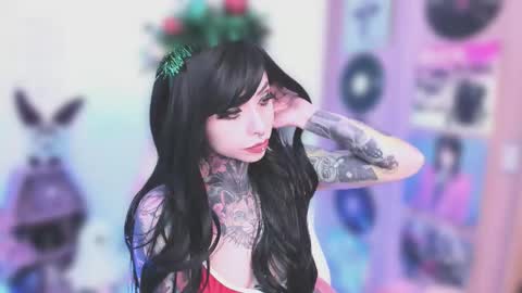 Nikki Ramone   online show from December 17, 2025, 11:16 am