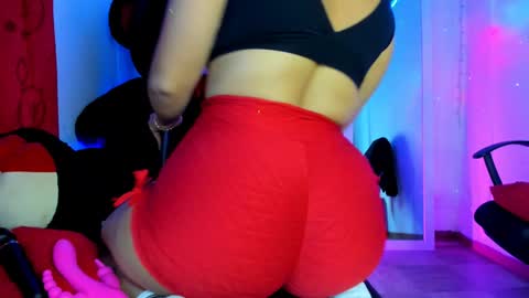 Snapshot of nikky_evans_ chatting on January 28, 2025, 6:16 am online show from January 28, 2025, 6:16 am