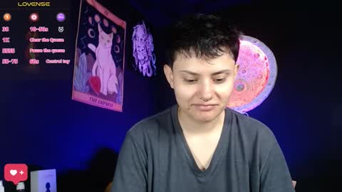 Snapshot of nikky_tomboy444 chatting on November 18, 2025, 1:04 pm Nikky online show from November 18, 2025, 1:04 pm