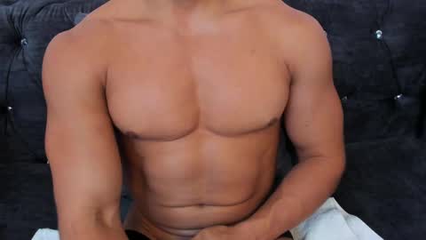 niklause_froid online show from February 23, 2025, 1:13 am