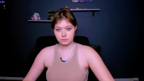 Little Niko  Help me reach my goals online show from December 17, 2024, 10:32 pm