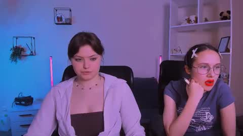 Little Niko  Help me reach my goals online show from November 9, 2025, 8:07 pm