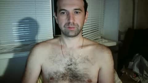 nikolas_vaz online show from September 11, 2025, 9:48 pm