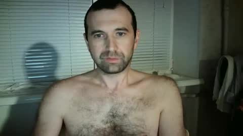 nikolas_vaz online show from October 18, 2025, 8:20 pm