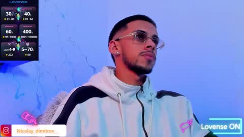    online show from October 4, 2025, 6:33 am