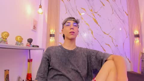    online show from April 8, 2026, 4:23 am