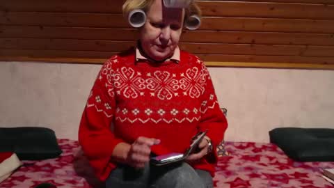 Nikole1 online show from December 31, 2024, 5:18 pm