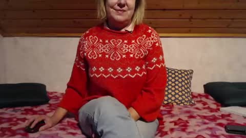 Nikole1 online show from January 4, 2025, 2:14 pm