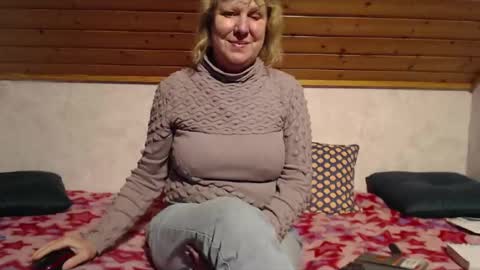 Nikole1 online show from January 10, 2025, 5:13 pm