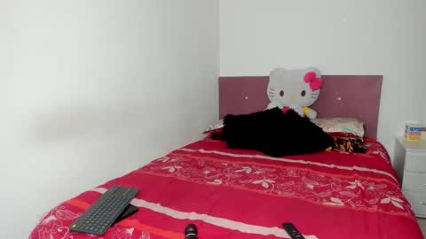 Nikole online show from February 15, 2026, 9:19 am