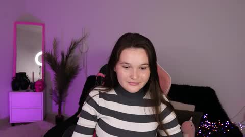 nikolfelix online show from October 27, 2025, 5:39 pm