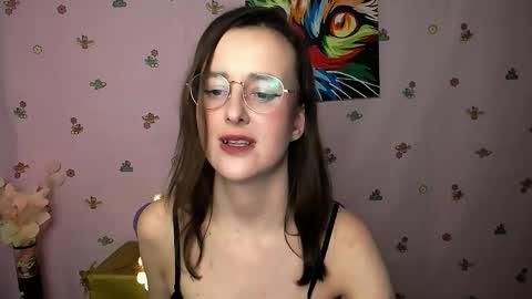 Snapshot of nikolleta_m chatting on November 15, 2025, 6:48 pm Nikolleta online show from November 15, 2025, 6:48 pm