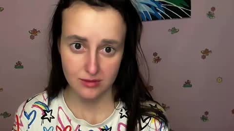 Snapshot of nikolleta_m chatting on November 17, 2025, 10:21 am Nikolleta online show from November 17, 2025, 10:21 am