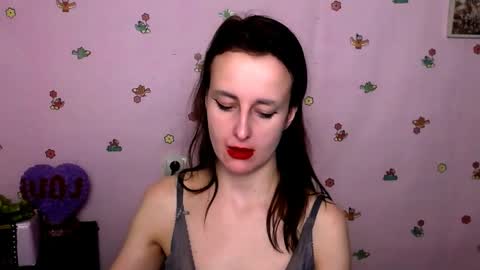 Snapshot of nikolleta_m chatting on February 6, 2026, 8:34 pm Nikolleta online show from February 6, 2026, 8:34 pm