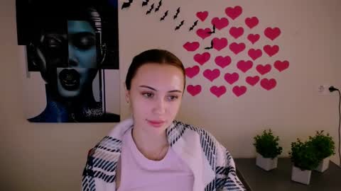 nikonara_ online show from December 26, 2024, 12:59 pm