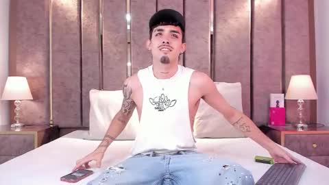 Niko Stone online show from June 6, 2026, 4:50 am
