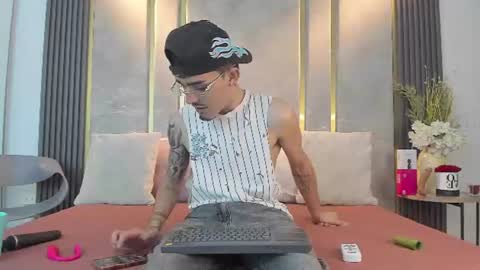 Snapshot of nikostone chatting on June 30, 2026, 2:45 am Niko Stone online show from June 30, 2026, 2:45 am