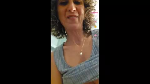 Snapshot of nikpassion123 chatting on January 23, 2025, 5:52 pm nikol online show from January 23, 2025, 5:52 pm