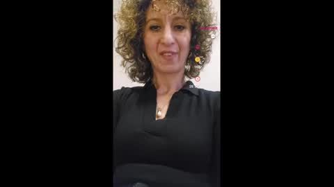 Snapshot of nikpassion123 chatting on February 2, 2025, 1:34 am nikol online show from February 2, 2025, 1:34 am