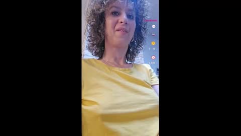 Snapshot of nikpassion123 chatting on February 9, 2025, 6:11 am nikol online show from February 9, 2025, 6:11 am